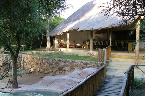 Pezulu Tree House (2)